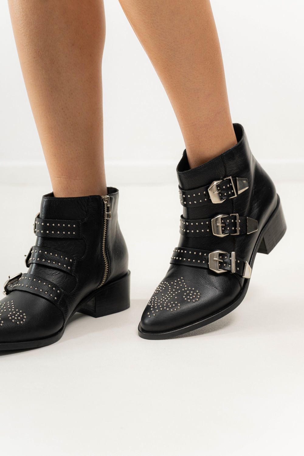 ROCKY BOOTS 1