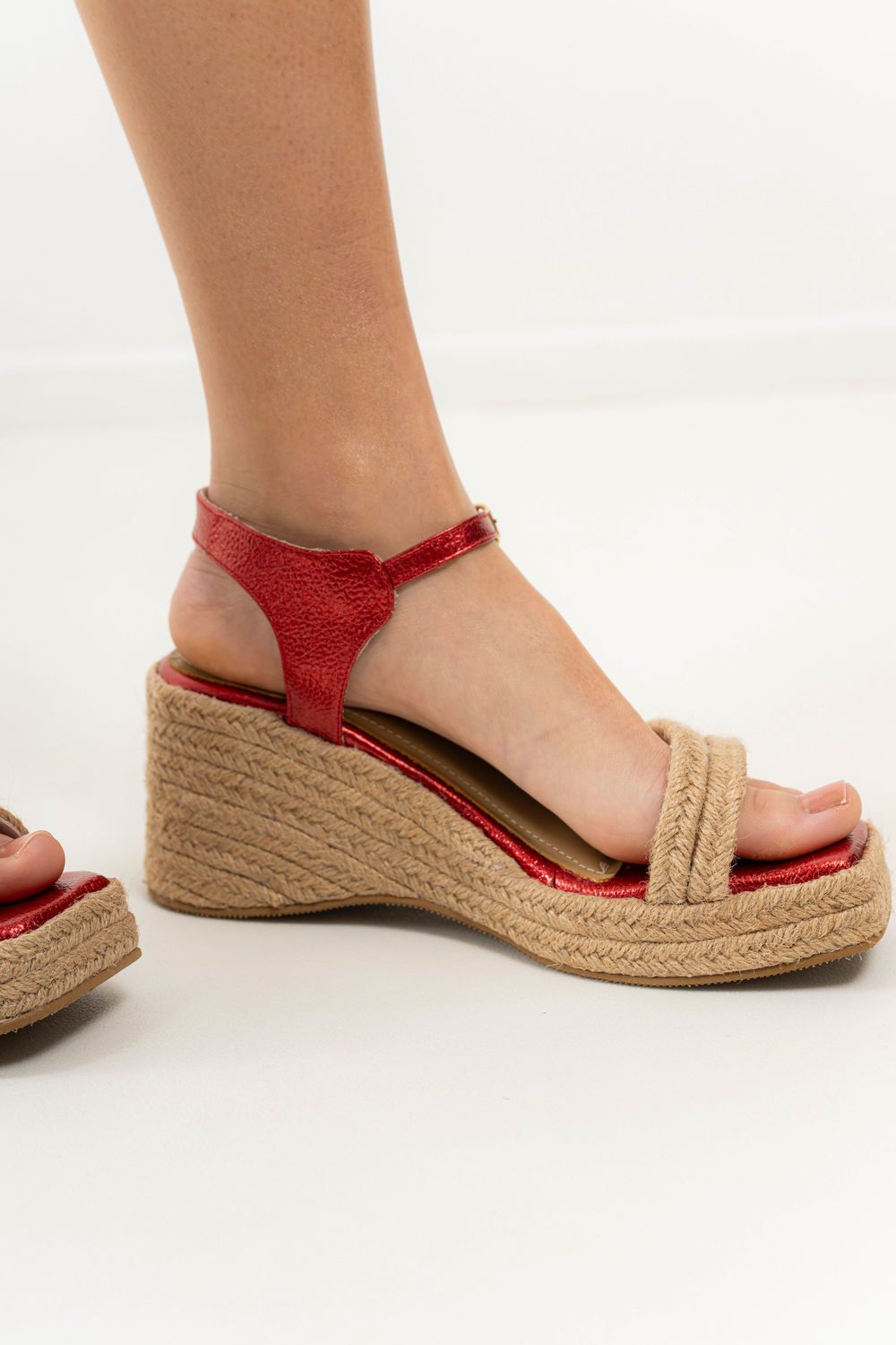 STAND SANDALS