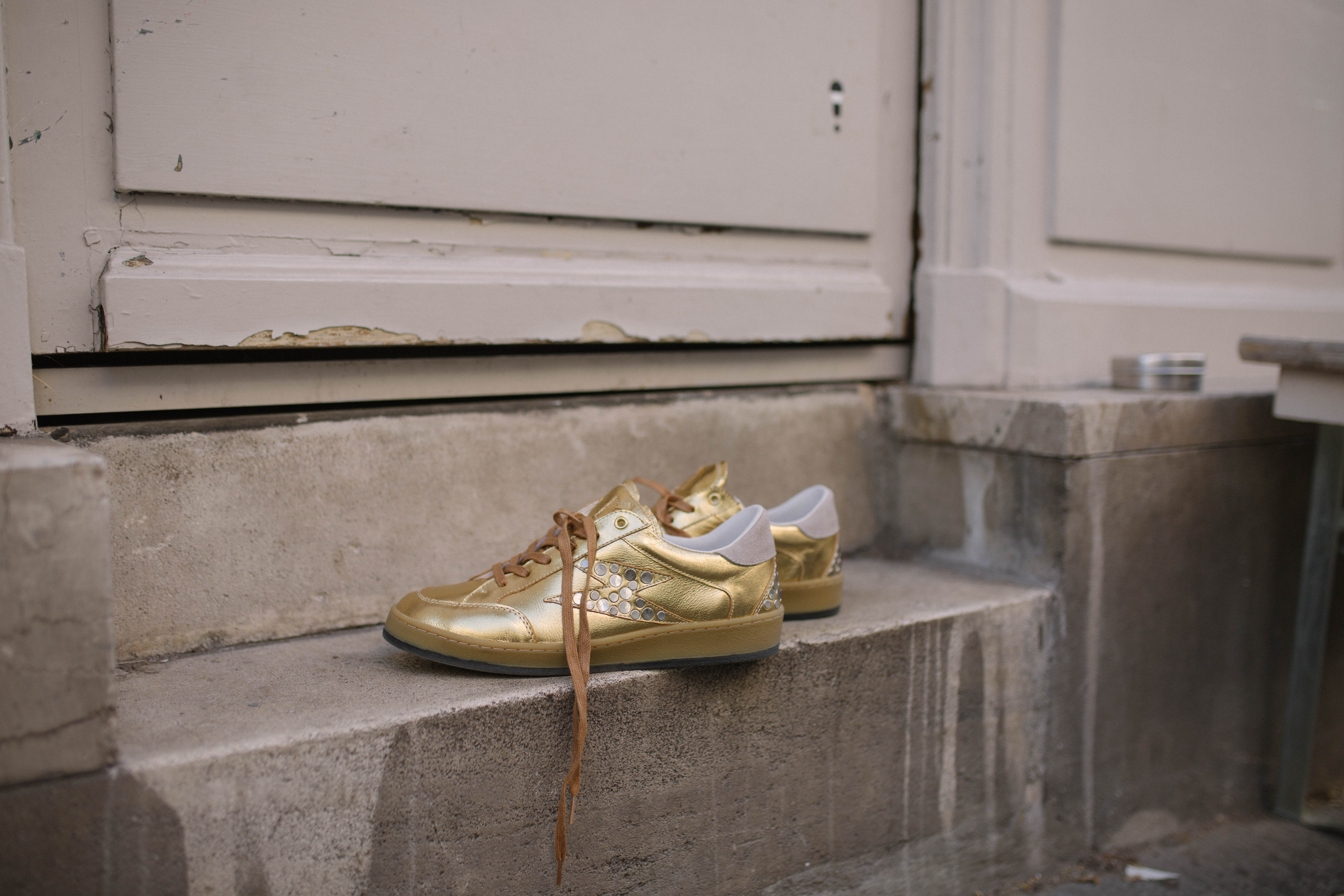 HIGH CROWN SNEAKERS