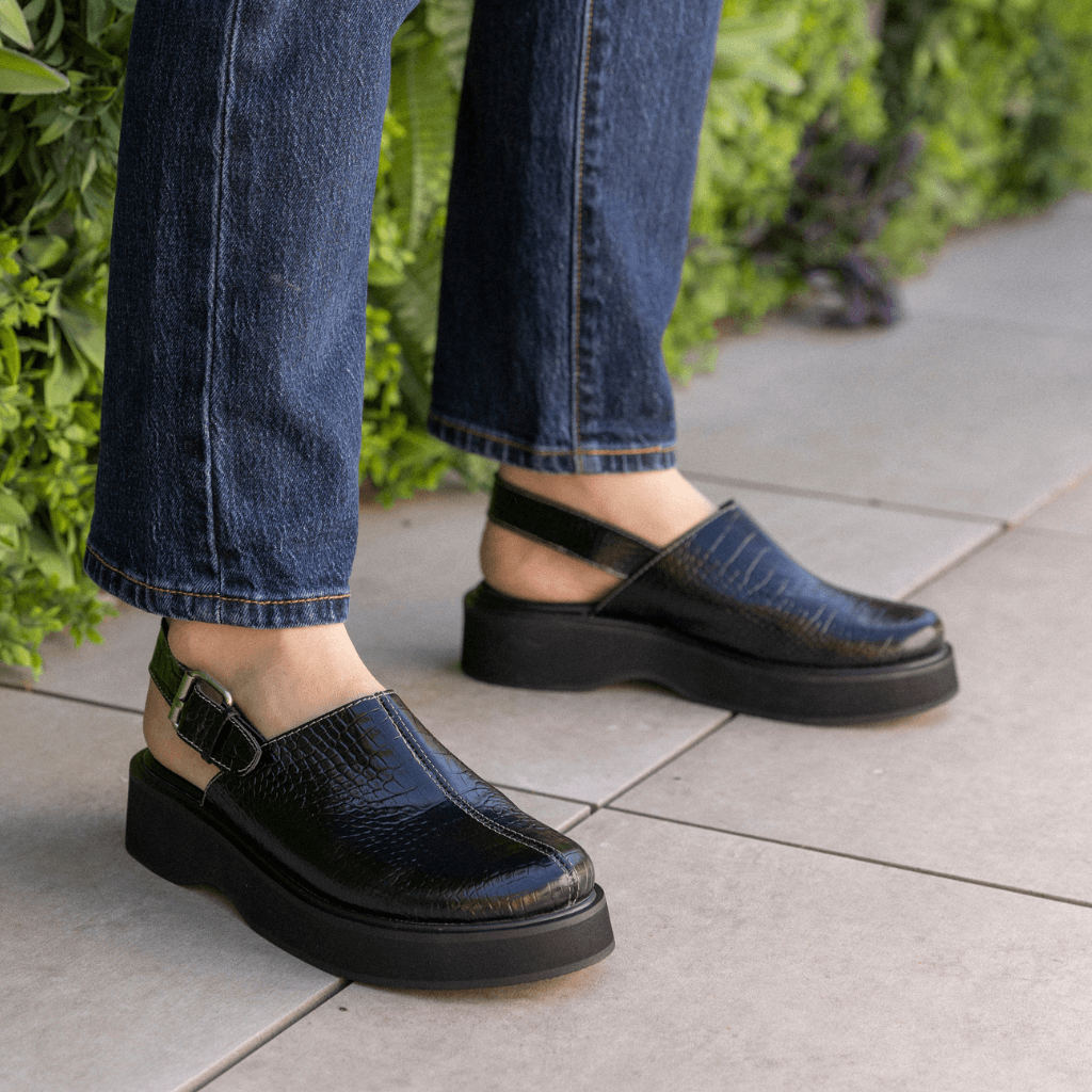 ZAPATO ZUECO ILU