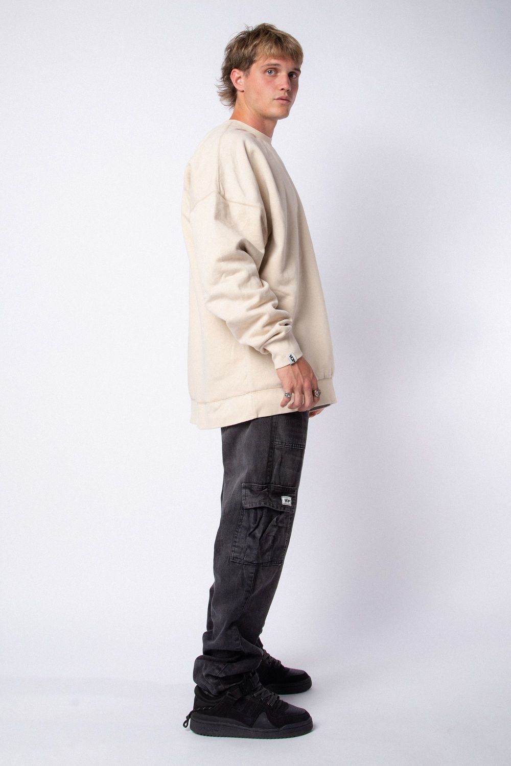 Jean Cargo Volt