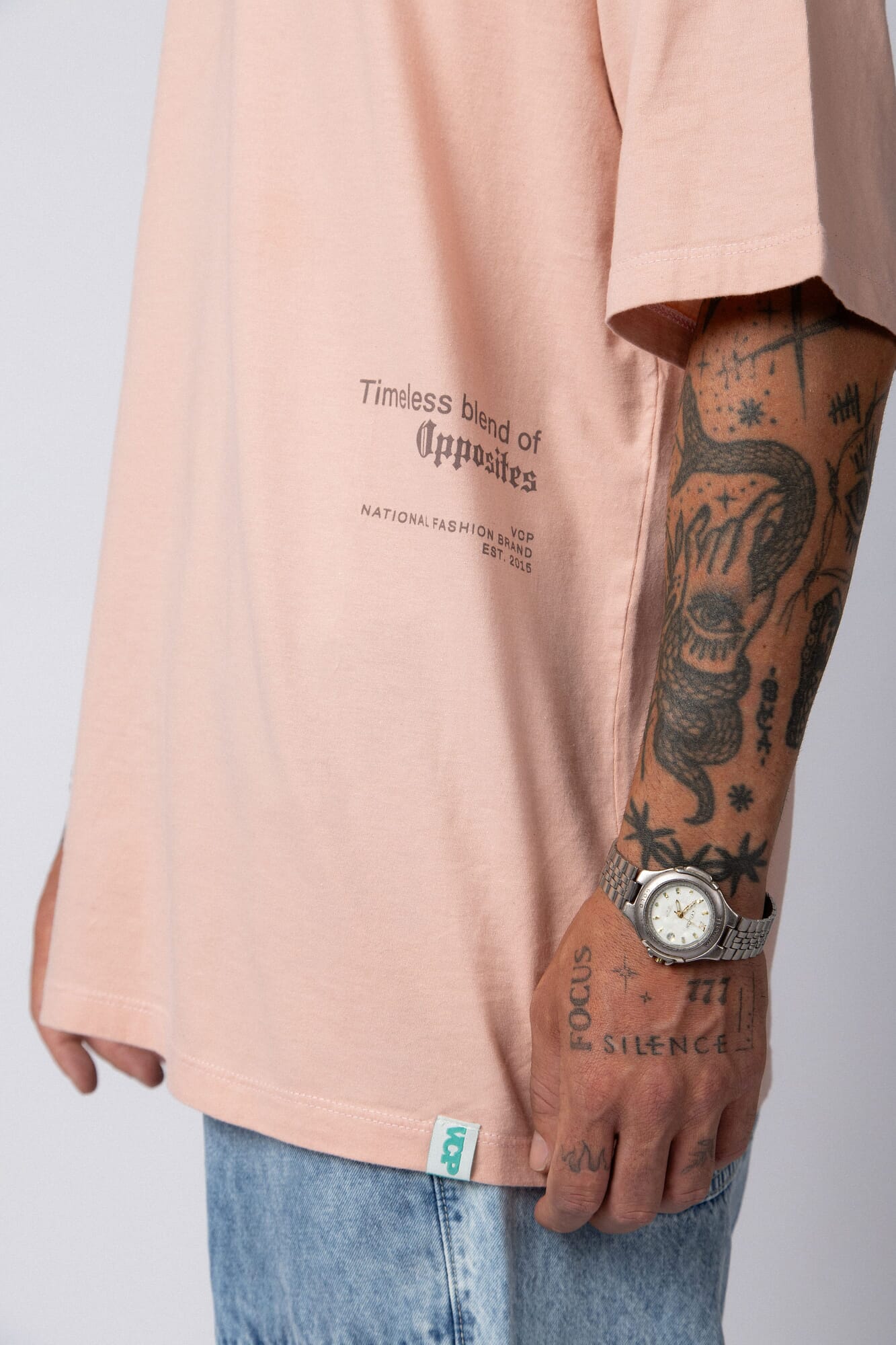 Remera Over Taz Blend