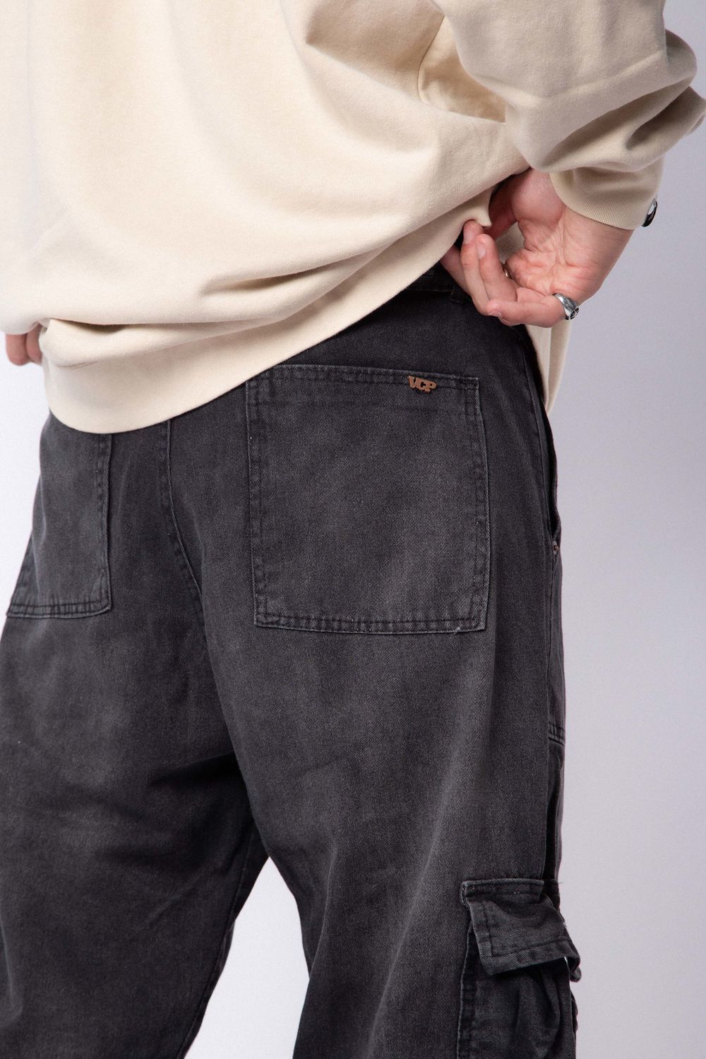 Jean Cargo Volt