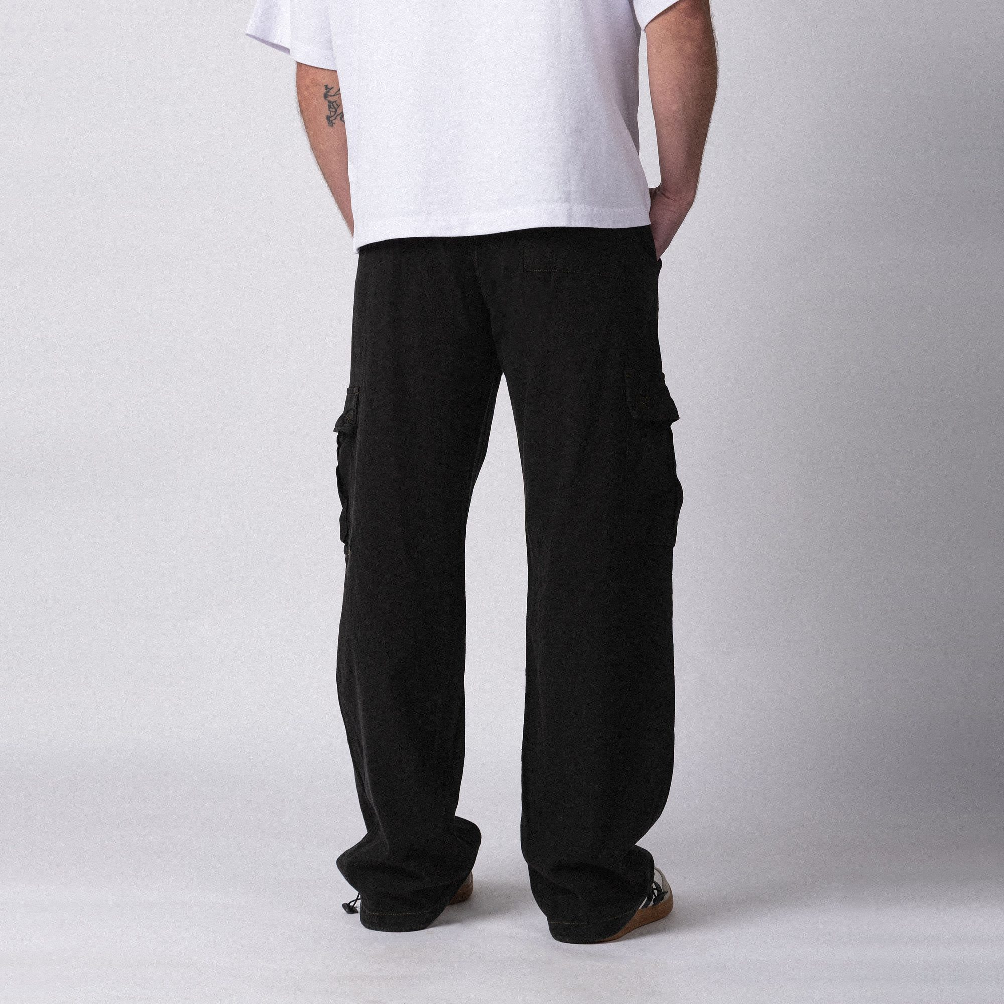 Pantalón Cargo Lino Taro