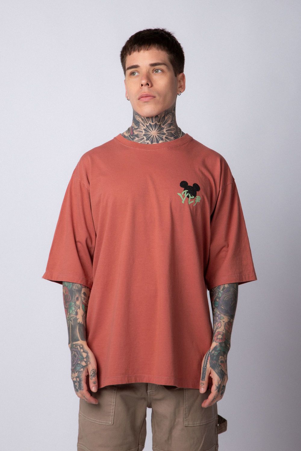Remera Over Taz Mickey