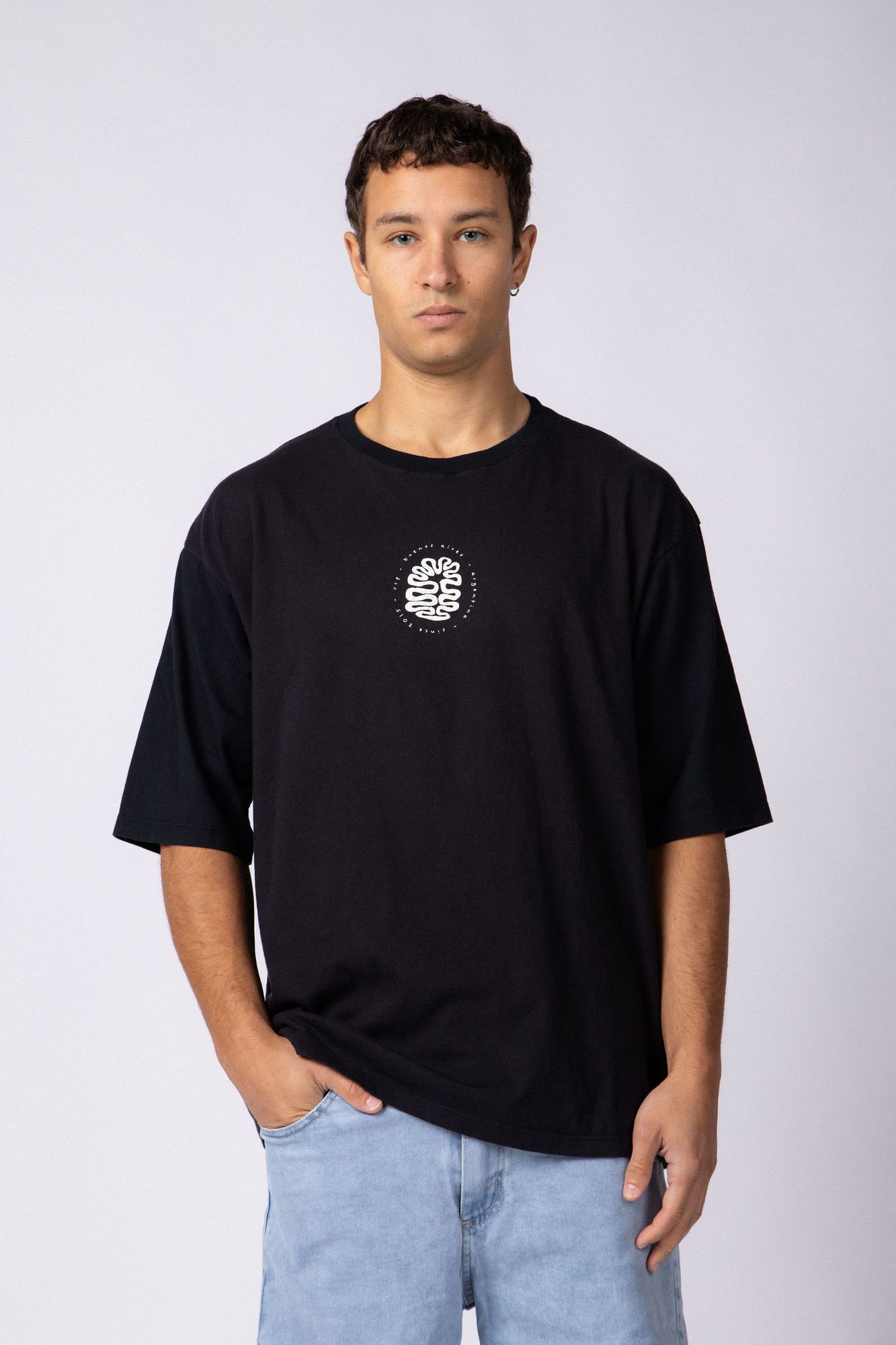 Remera Over Taz Arrecife