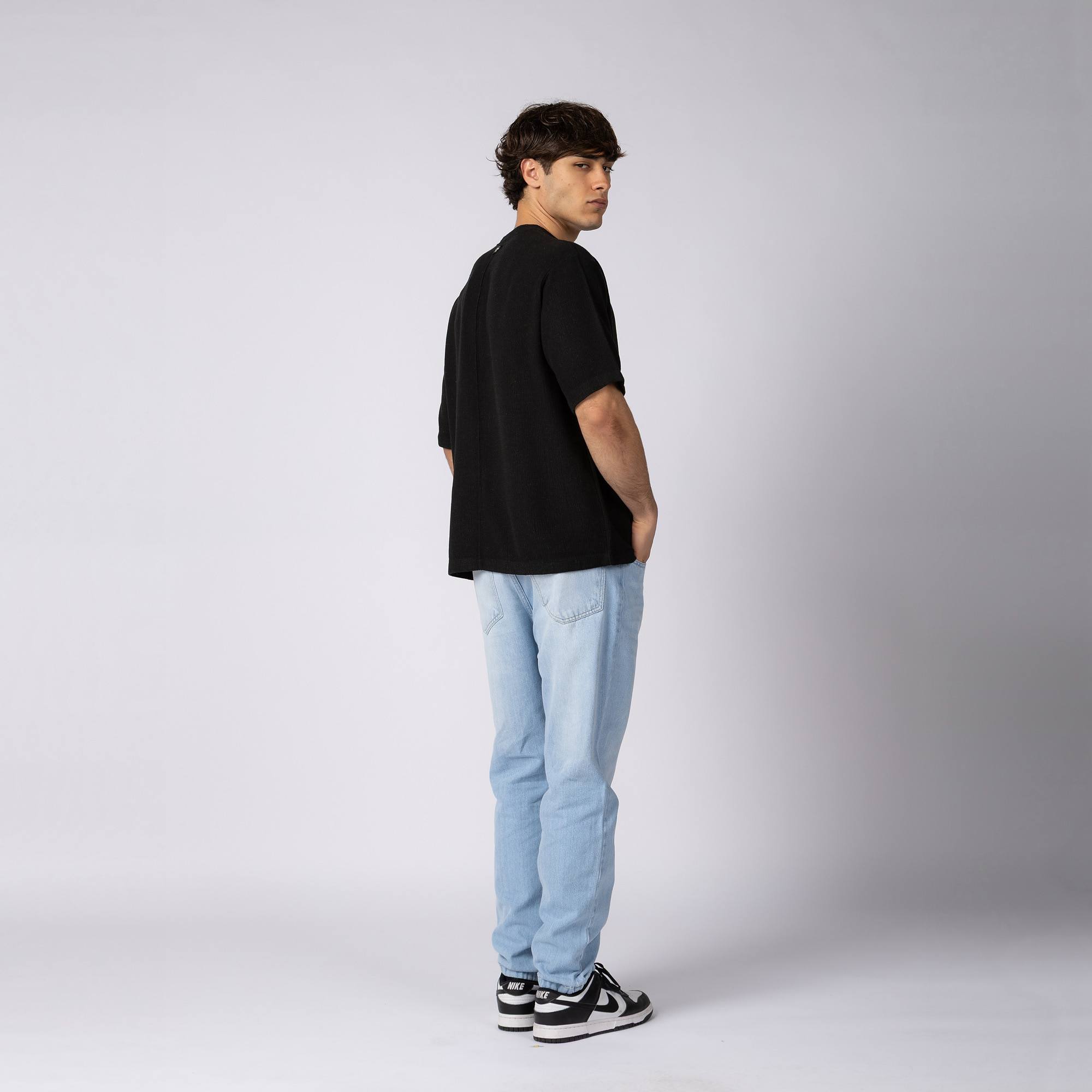 Remera Over Lino Rivo - PRE VENTA