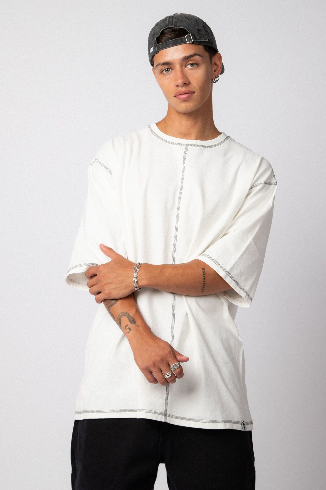 Remera Over Riley