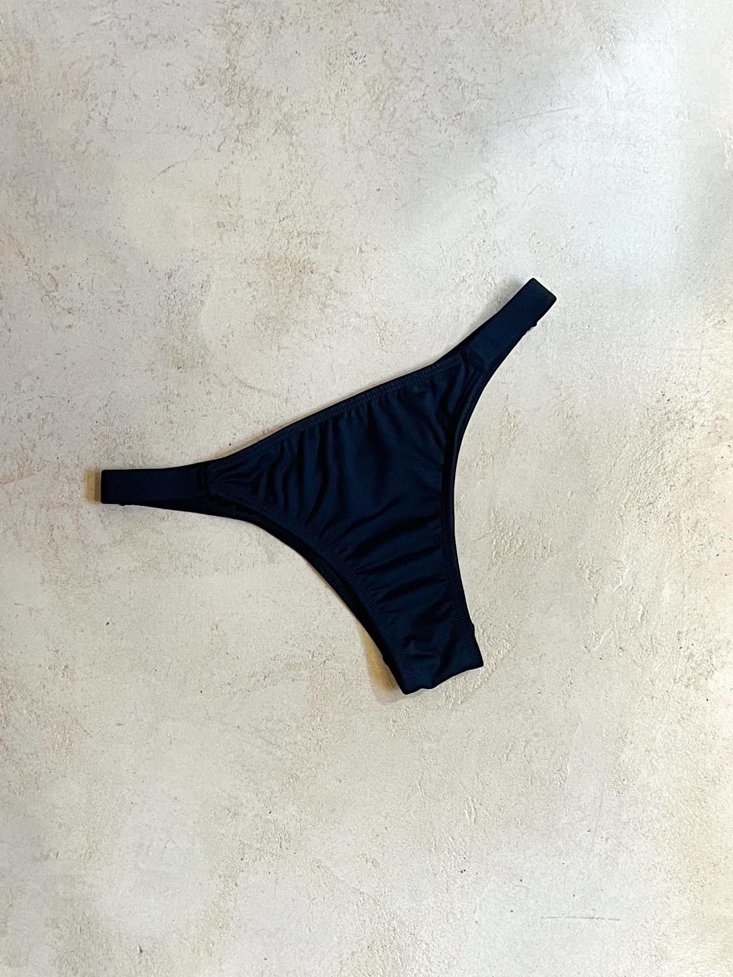 BOTTOM MAGNOLIA